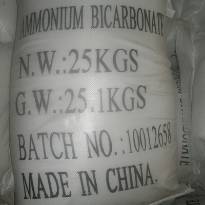 Witte van het het Bicarbonaatpoeder van het kristalammonium de Industrierang van CAS 1066-33-7